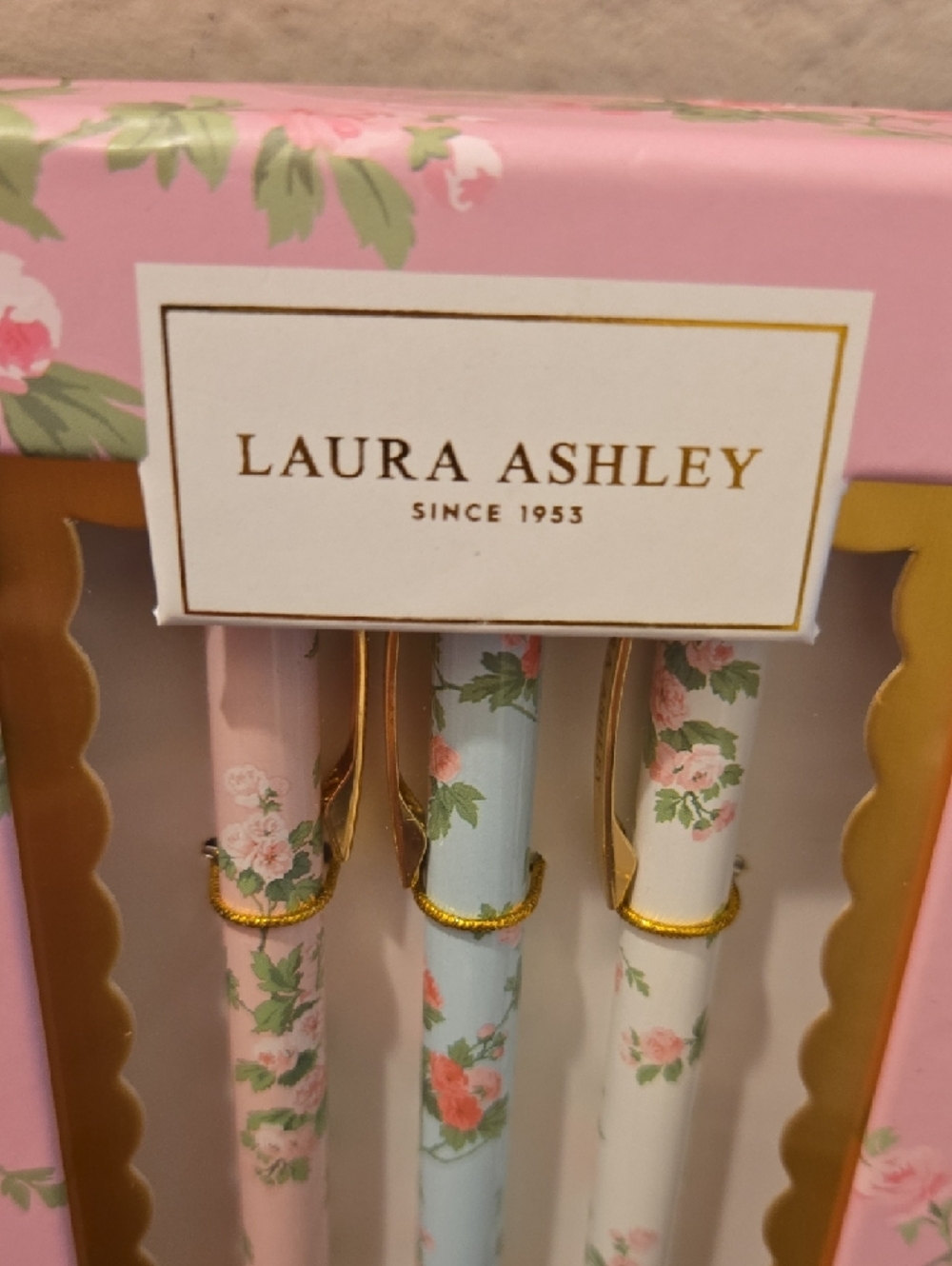 Laura Ashley Rose Garden Floral Pen Trio - Pink, Light Blue, White - Picture 2 of 4